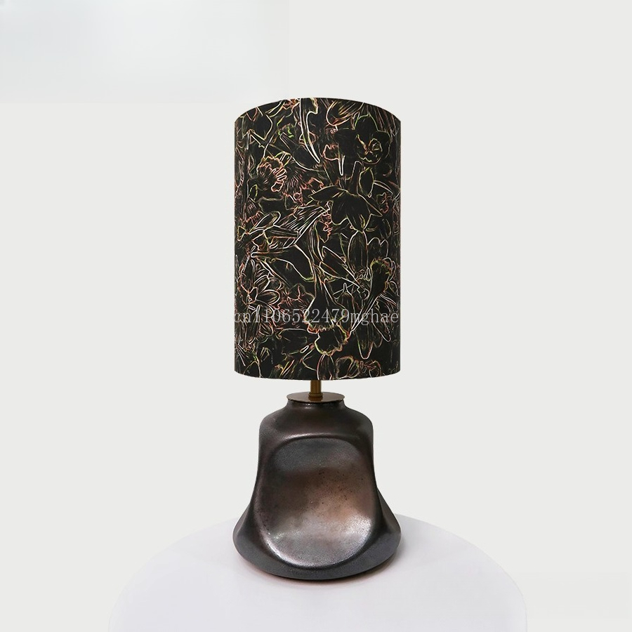 Century Textile & Sewing Supply By Owner - Lampa stołowa z tkaniny Liberty w
